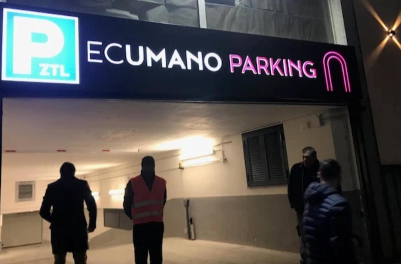Suite San Gennaro Napoli Exterior foto